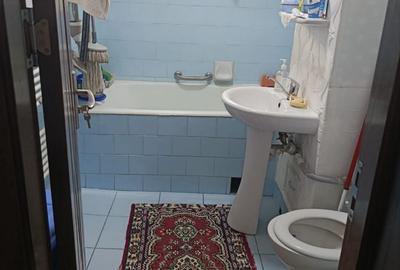 Apartament cu 2 camere decomandat în Lacu - 1