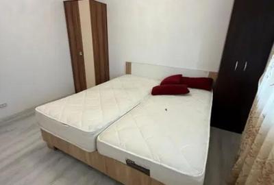 Apartament cu 3 camere semidecomandat în Central - 9