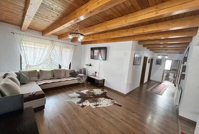 Casă cu 5 camere cu Teren 900 Mp în Central - 3