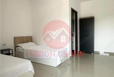 Spațiu comercial, de 500 mp, în Central - 7