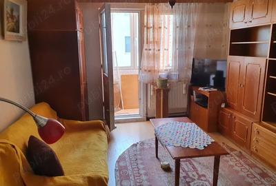Apartament cu 2 camere semidecomandat în Vasile Aaron - 3