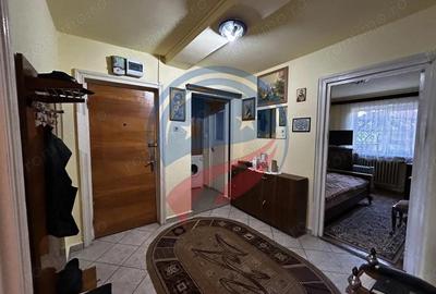 Apartament cu 3 camere decomandat în Siloz - 1