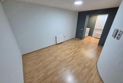 2 Cam-Aradului-1 Min Iulius Town-68 MP-Balcon 10 MP-Parter-Centrala-110.000 Euro ! Neg ! - 7