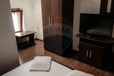 Hotel/Pensiune, de 1,531 mp, în Sud - 10