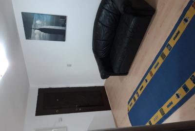 Inchiriez apartament cu o suprafa?a de 55 metri patra?i in zona centrala - 3