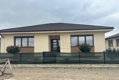 Casă cu 3 camere cu Teren 250 Mp în Republicii - 3