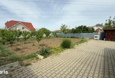 Teren de 829 mp, în Sânmartin - 3