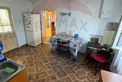 Casa 74 mp/ Predesti 1331 mp teren intravilan - 8