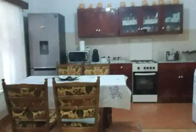 Casă cu 4 camere în Cermei - 10