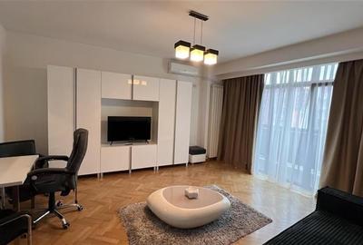 Inchiriere apartament 2 camere decomandate modern bloc nou Central zona Platinia