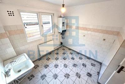 Apartament doua camere spatios Rovine etaj 1 cu centrala 54mp 1978 - 3