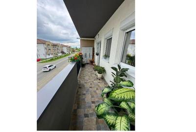 Apartament cu 3 camere decomandat în Șelimbăr - 12
