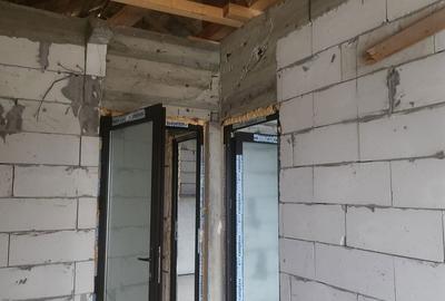 Casă cu 5 camere cu Teren 666 Mp în Șerbănești - 11