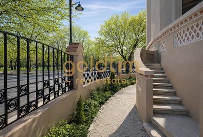 Casă individuală cu 18 camere cu Canalizare în Aviatorilor - 2