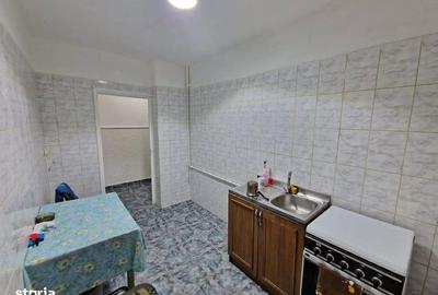 Apartament cu 2 camere decomandat în Astra