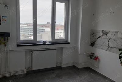 Apartament cu 3 camere decomandat în Central - 1
