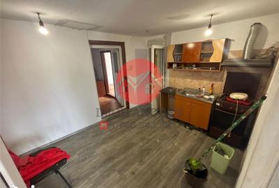 Casă cu 2 camere cu Teren 100 Mp în Piața Nouă - 6