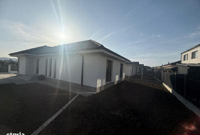 Casă cu 4 camere cu Teren 400 Mp în Central - 13