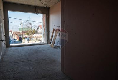 Casă individuală cu 6 camere cu Teren 246 Mp în Central - 26