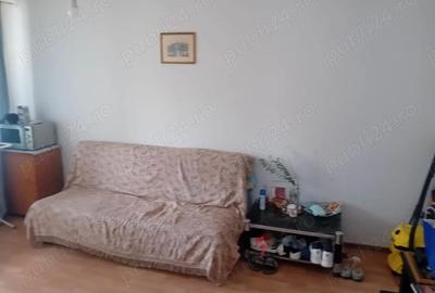 Apartament cu 4 camere decomandat în Dărmănești - 1