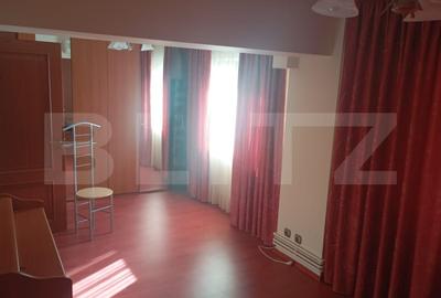 Apartament Ultracentral 110 mp, Etaj 4/7 cu Lift – Complet Mobilat, 148.000 € - 4