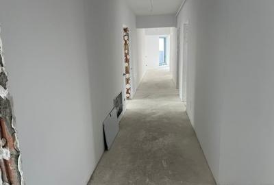Apartament cu 5 camere în Decebal - 14