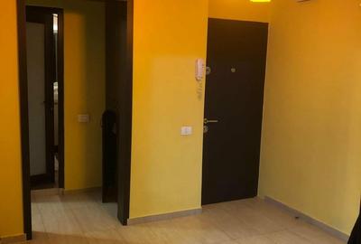 Apartament cu 4 camere decomandat în Apărătorii Patriei - 2