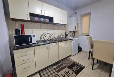 Garsonieră decomandată, mobilată în Sud - 10