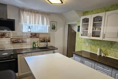 Casă cu 4 camere cu Teren 750 Mp în Hunedoara - 3