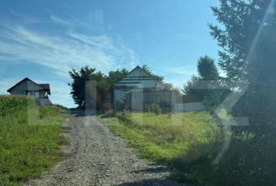 Casa la rosu, 64 mp + teren de 2600 mp, zona Frumoasa - 1