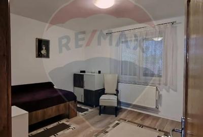 Casă cu 8 camere cu Teren 800 Mp în Central - 5