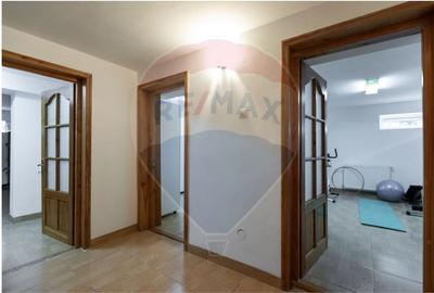 Casa / Vila cu 5 camere de inchiriat in Luncani, Bacau - 13