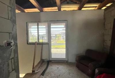 Casă cu 3 camere cu Teren 1000 Mp în Clit - 6