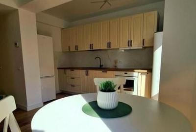 Apartament cu 3 camere decomandat în Timpuri Noi