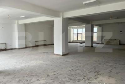 Spațiu comercial, de 637 mp, în Fabric - 3