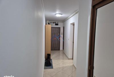 Apartament cu 4 camere decomandat în Ampoi 3 - 1