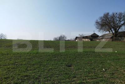Teren de 12223 mp, în Central - 7