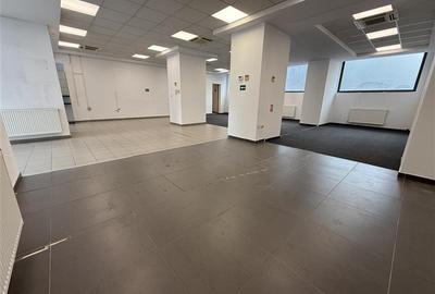 Spațiu comercial, de 150 mp, în Ultracentral - 8