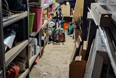 Apartament cu 3 camere decomandat în Nicolina