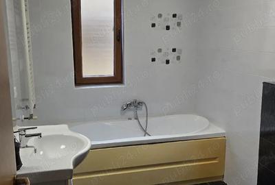 Apartament cu 3 camere decomandat în Central - 2