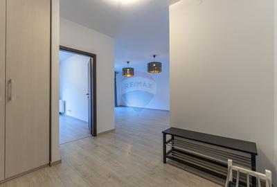 Apartament cu 4 camere de inchiriat Tampa Gardens Racadau etaj 10/12 - 9