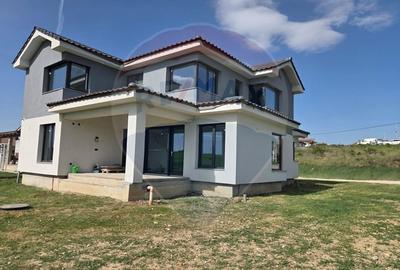 Casă individuală cu 5 camere cu Teren 570 Mp în Cihei - 2