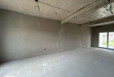 Casă cu 4 camere cu Teren 350 Mp în Central - 15