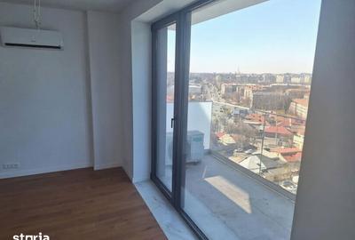 Apartament cu 3 camere în 13 Septembrie - 18