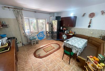 Casă individuală cu 5 camere cu Canalizare în Ultracentral - 8