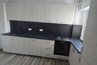 Apartament cu 4 camere în Soarelui - 1