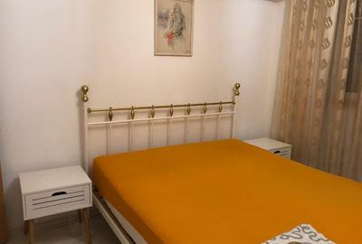 Apartament cu 2 camere decomandat în B-dul București - 4