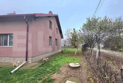 Casa parter 145 mp + teren 1.749 mp, strada Mircea Voda - 8