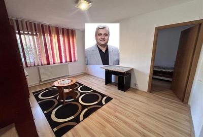 Apartament cu 3 camere semidecomandat, mobilat în Micro III - 17