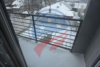 Casă cu 4 camere în Șimnicu de Jos - 12